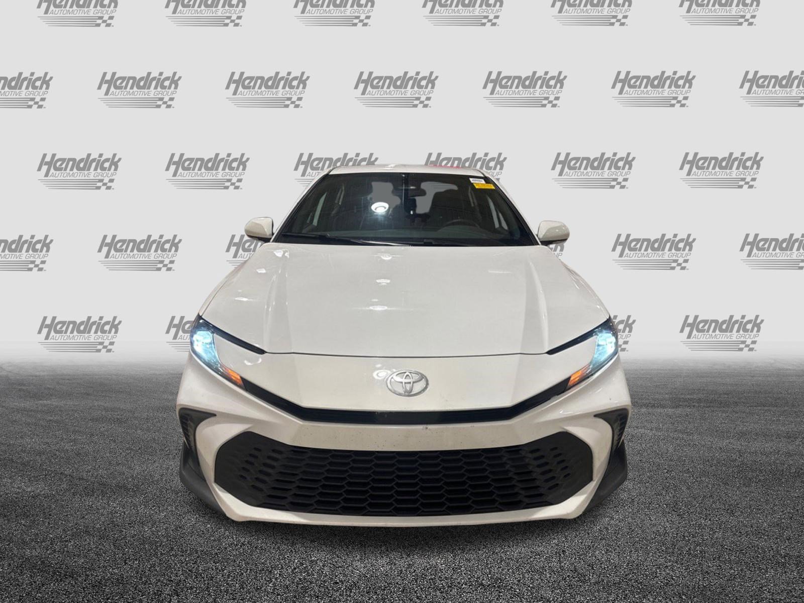 Used 2025 Toyota Camry SE FWD image 37