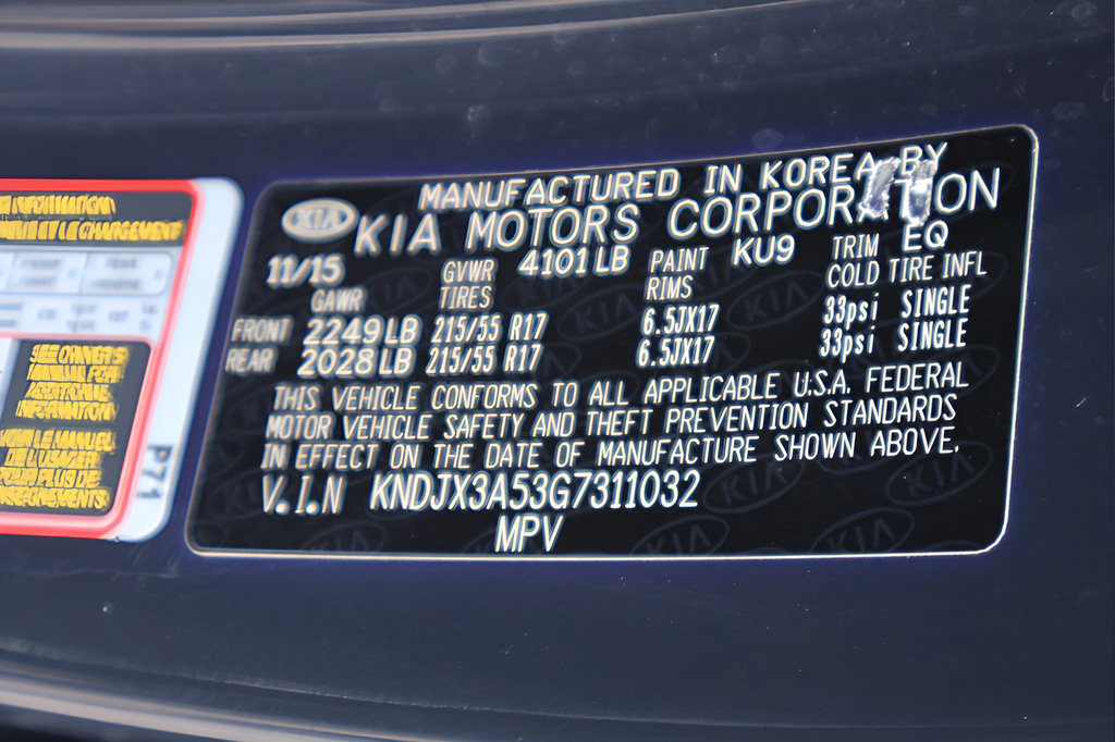 Used 2016 Kia Soul ! FWD image 25