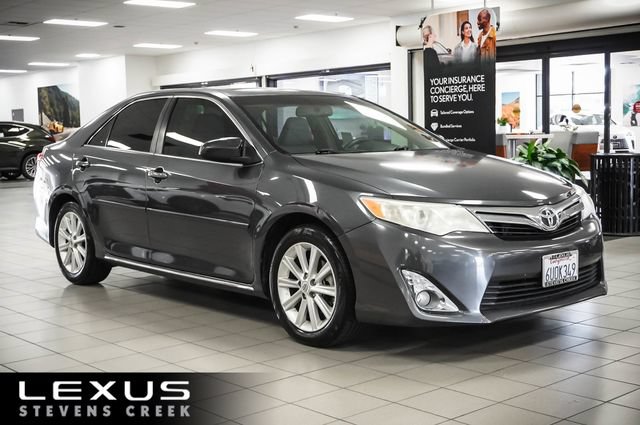 Used 2012 Toyota Camry XLE FWD image 1
