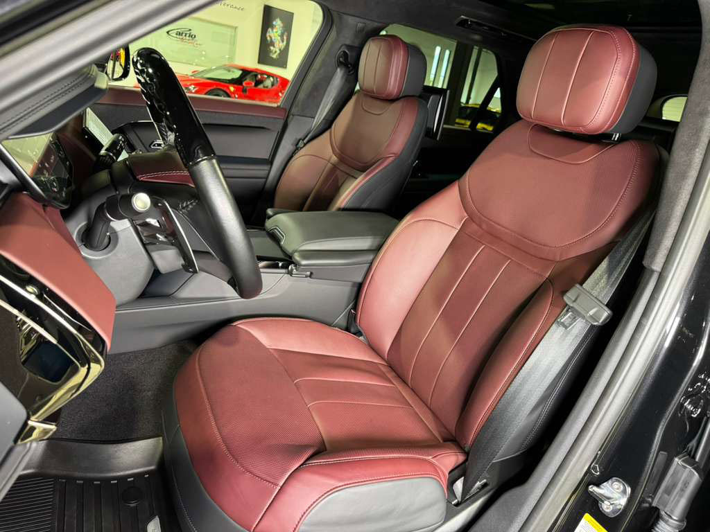 Used 2024 Land Rover Range Rover Sport Autobiography image 10