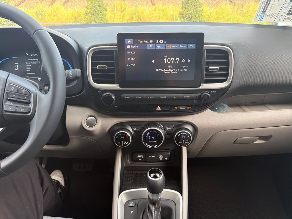New 2026 Hyundai Venue SEL FWD image 27