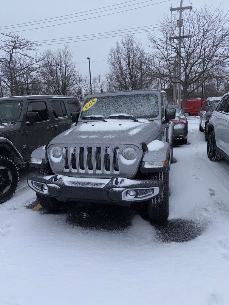 Used 2018 Jeep Wrangler Unlimited Sahara image 5