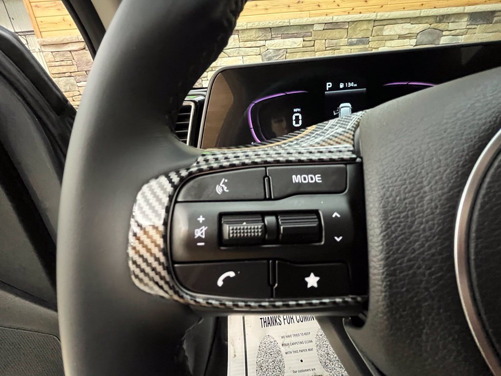 Used 2025 Kia Sportage EX AWD/4WD image 32