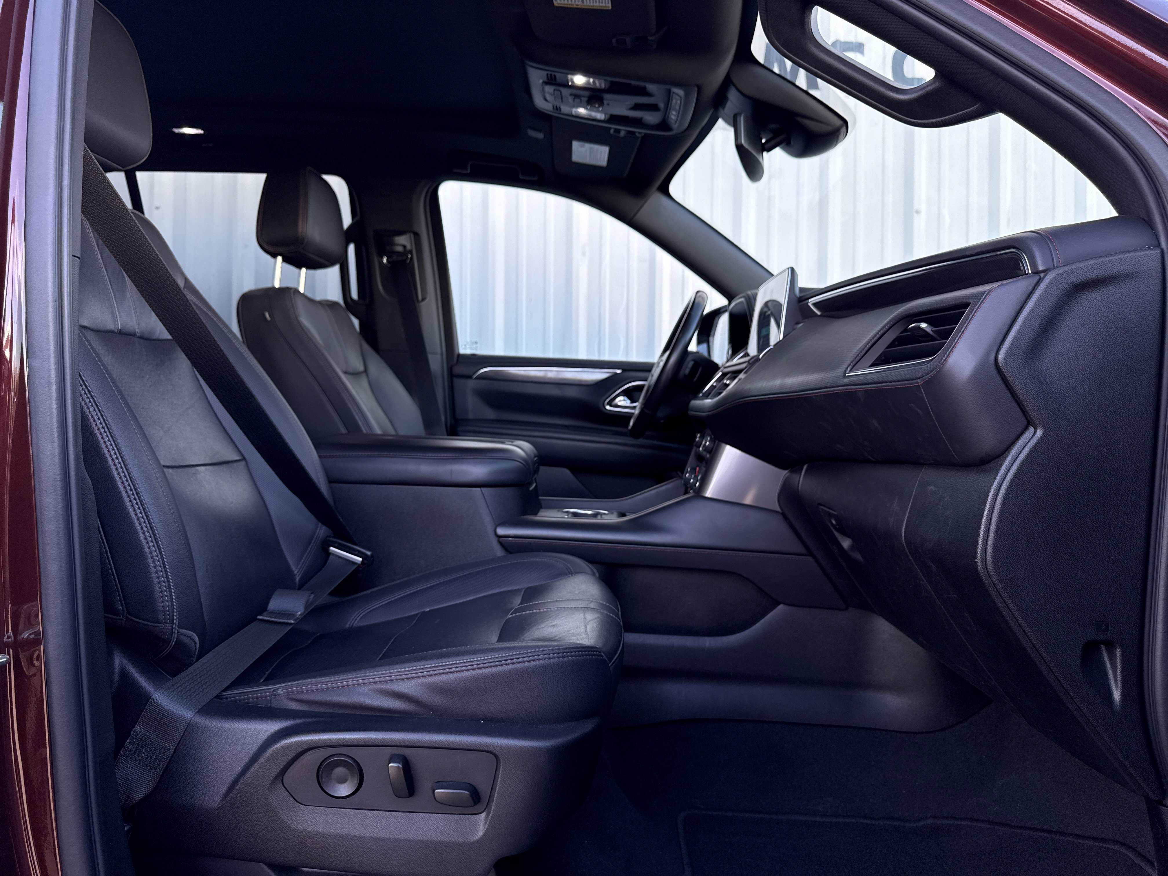 Used 2023 Chevrolet Tahoe RST image 43