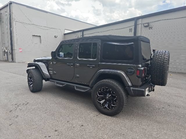 Used 2018 Jeep Wrangler Unlimited Sahara AWD/4WD image 5