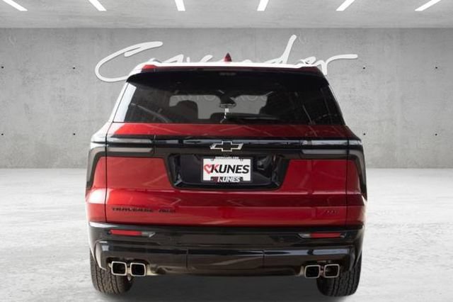 Used 2024 Chevrolet Traverse RS w/ LPO, Floor Liner Package AWD/4WD image 7