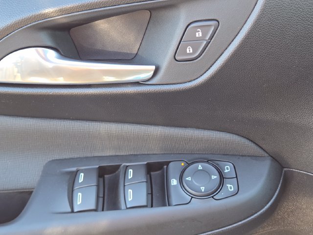 Used 2024 Buick Envista Sport Touring FWD image 25