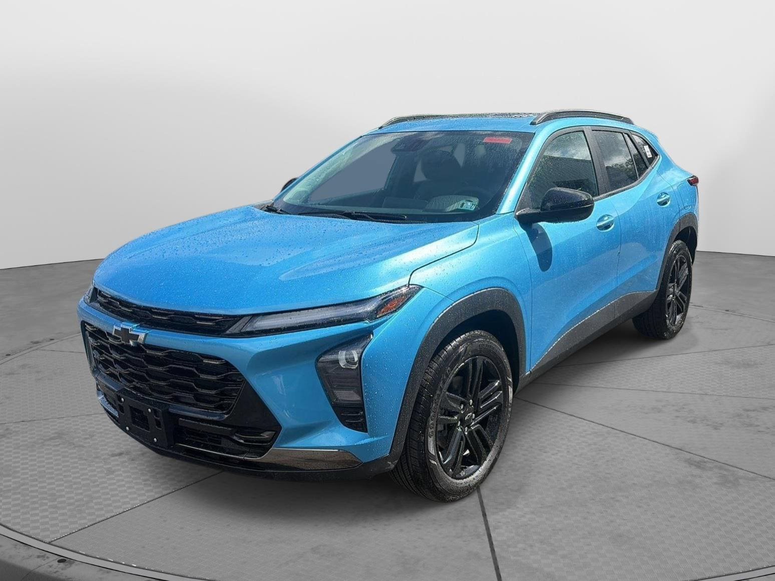 New 2026 Chevrolet Trax ACTIV w/ Sunroof Package FWD image 2