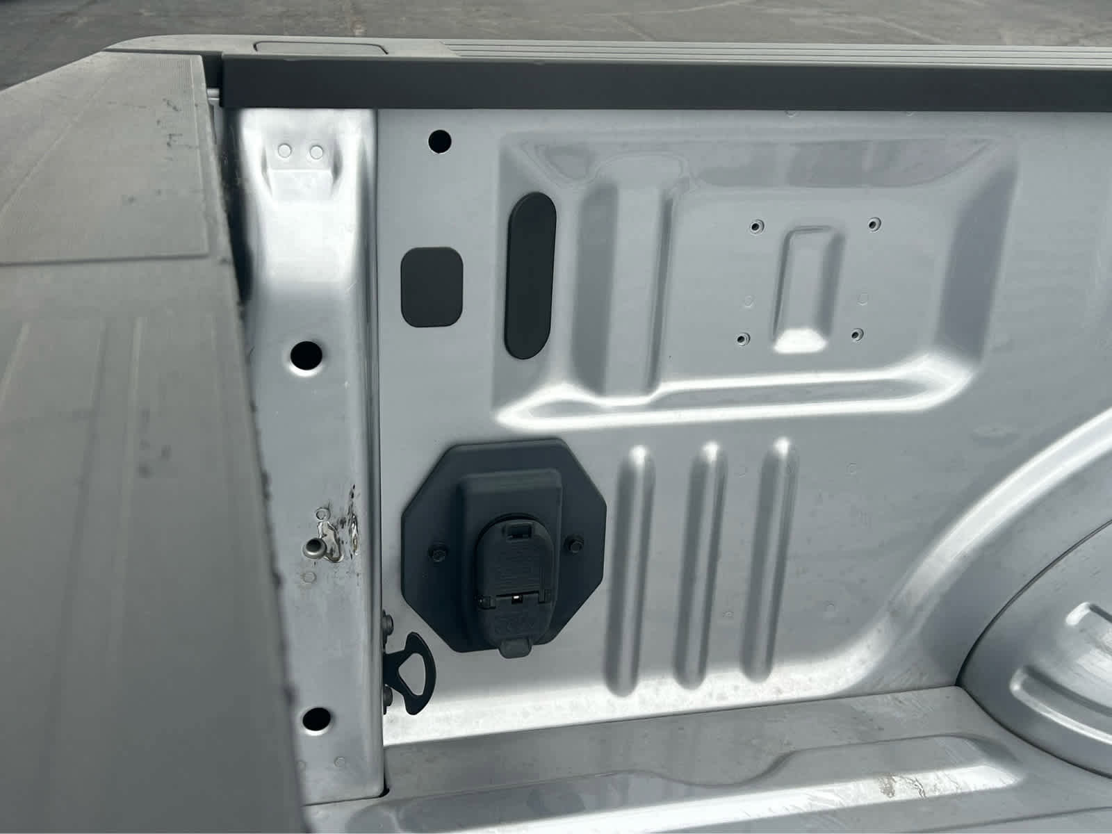 Used 2021 Ford F250 XL image 6