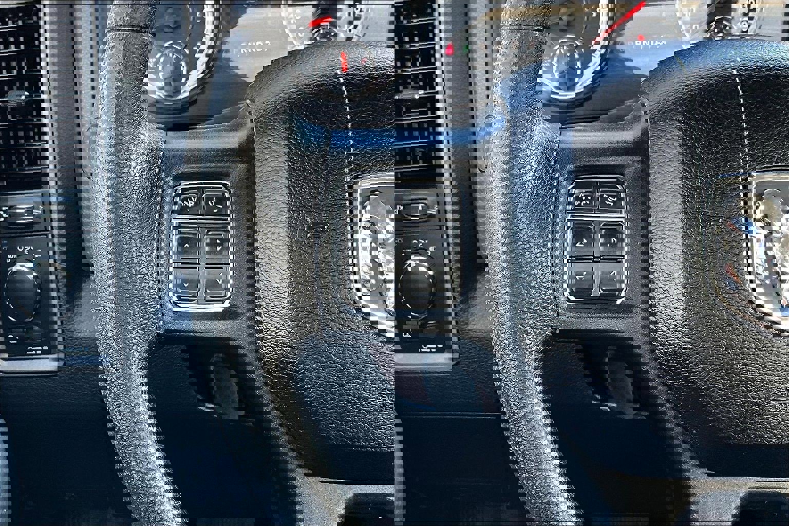 Used 2016 RAM 3500 Tradesman w/ Power & Remote Entry Group image 16