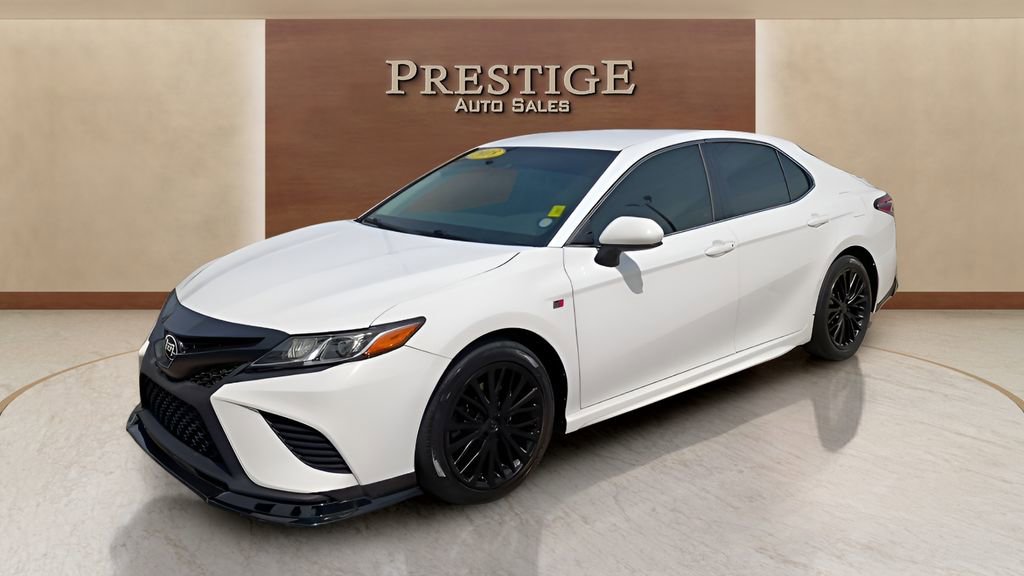 Used 2018 Toyota Camry SE FWD image 25