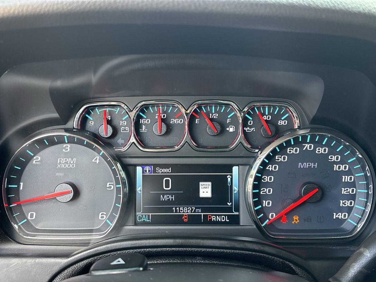 Used 2019 Chevrolet Suburban Premier RWD image 30