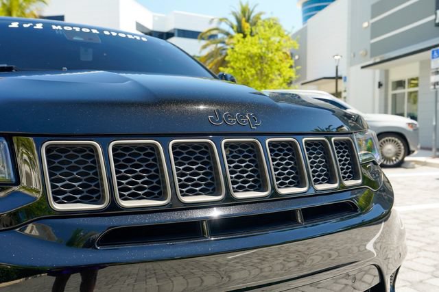 Used 2018 Jeep Grand Cherokee Trackhawk AWD/4WD image 40
