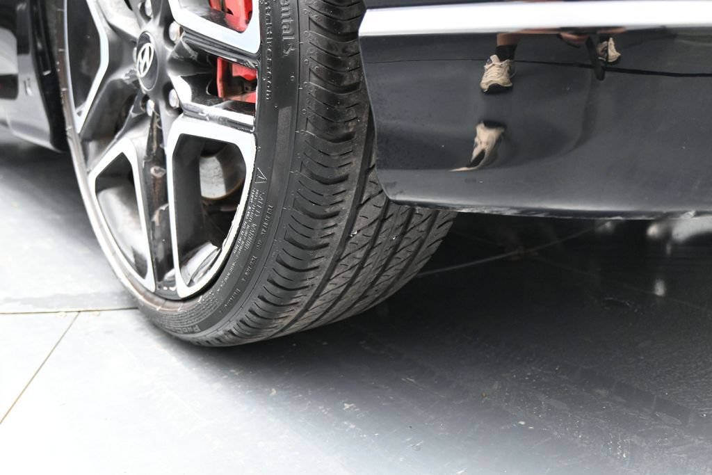 Used 2020 Hyundai Veloster N w/ Performance Package FWD image 24