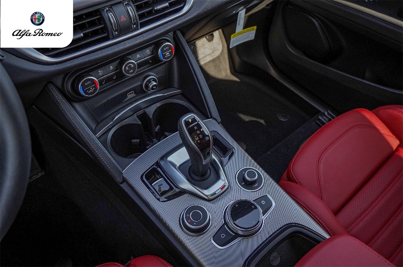 New 2025 Alfa Romeo Stelvio Sprint w/ Veloce Package image 14