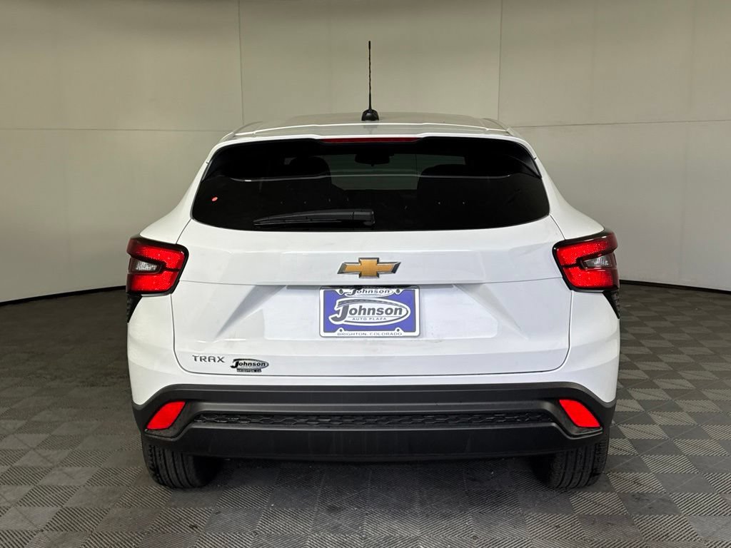 New 2026 Chevrolet Trax LS FWD image 8