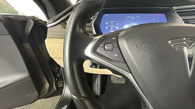 Used 2015 Tesla Model S 60 RWD image 16