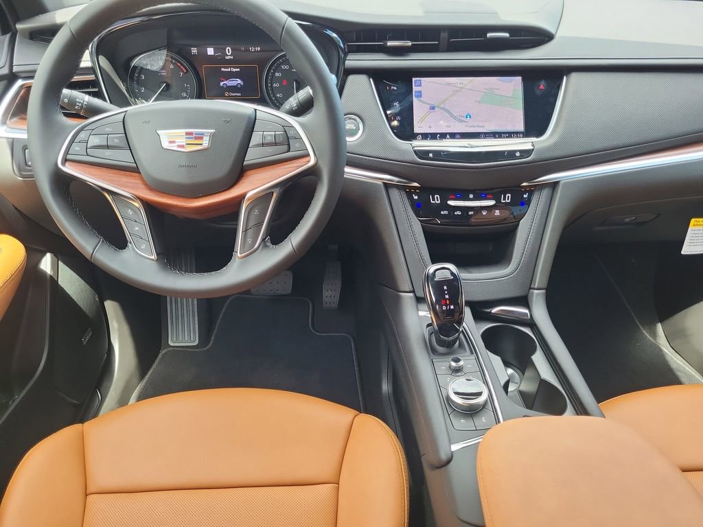 New 2025 Cadillac XT5 Premium Luxury w/ Technology Package AWD/4WD image 22