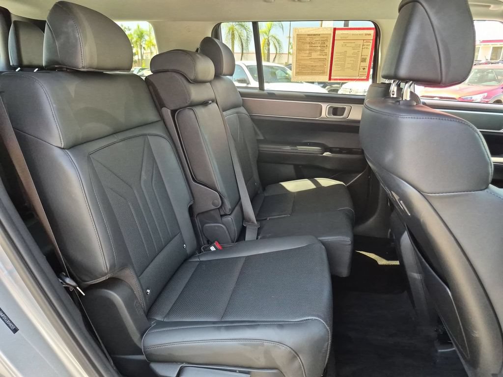 Used 2025 Hyundai Santa Fe SEL AWD/4WD image 31