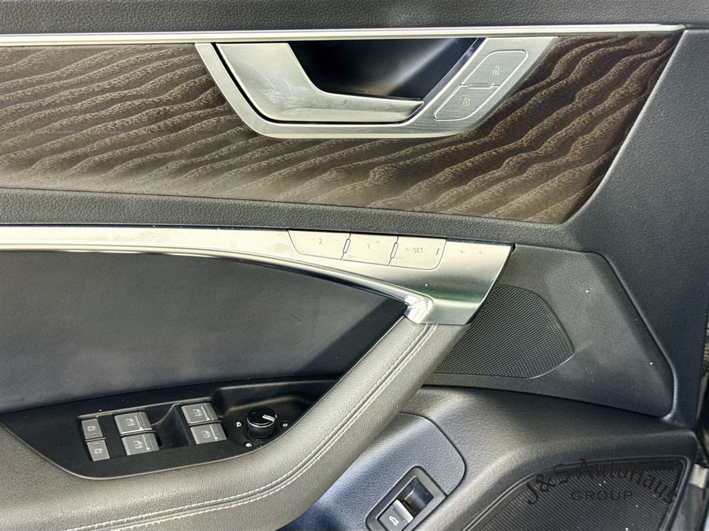 Used 2023 Audi A7 3.0T Premium Plus w/ Premium Plus AWD/4WD image 24