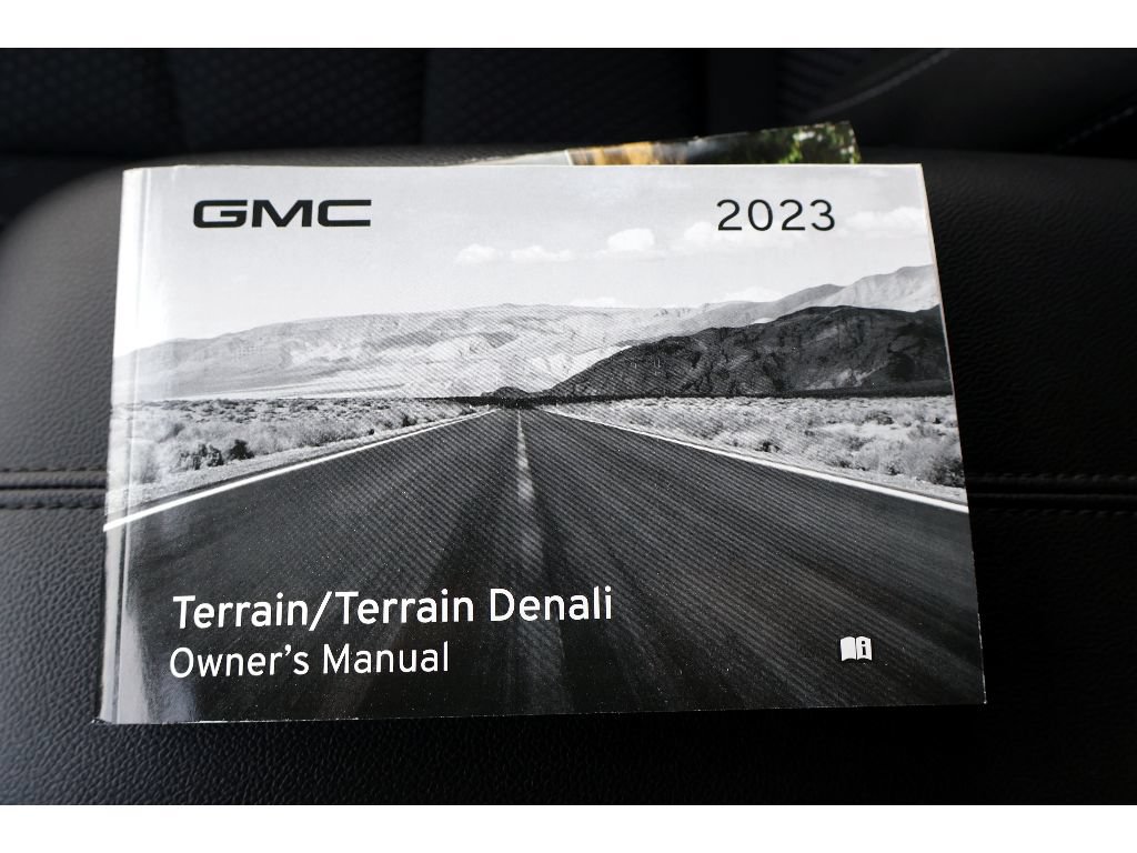 Used 2023 GMC Terrain SLE w/ Driver Convenience Package FWD image 37