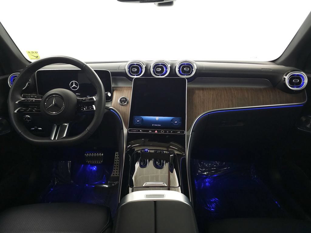 Used 2025 Mercedes-Benz GLC 300 4MATIC w/ AMG Line image 25