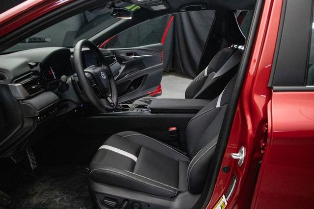 Used 2026 Toyota Camry SE image 24