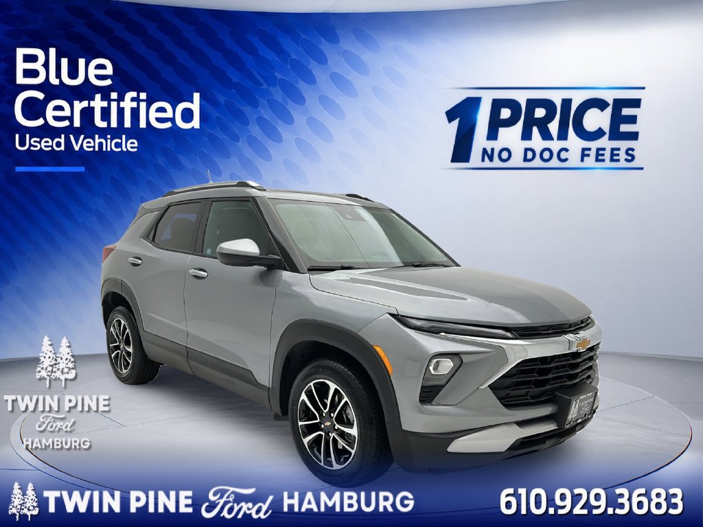 Used 2025 Chevrolet TrailBlazer LT AWD/4WD image 1