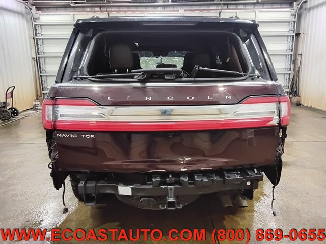 Used 2019 Lincoln Navigator Black Label w/ Cargo Package AWD/4WD image 8