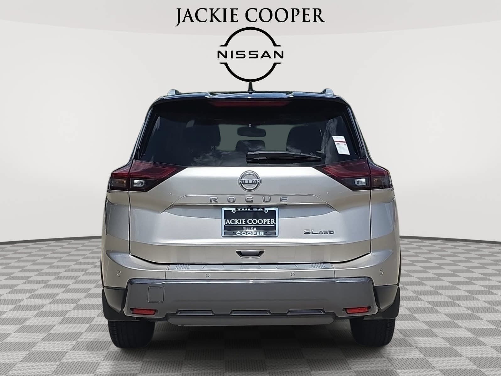 Used 2024 Nissan Rogue SL w/ SL Premium Package AWD/4WD image 6