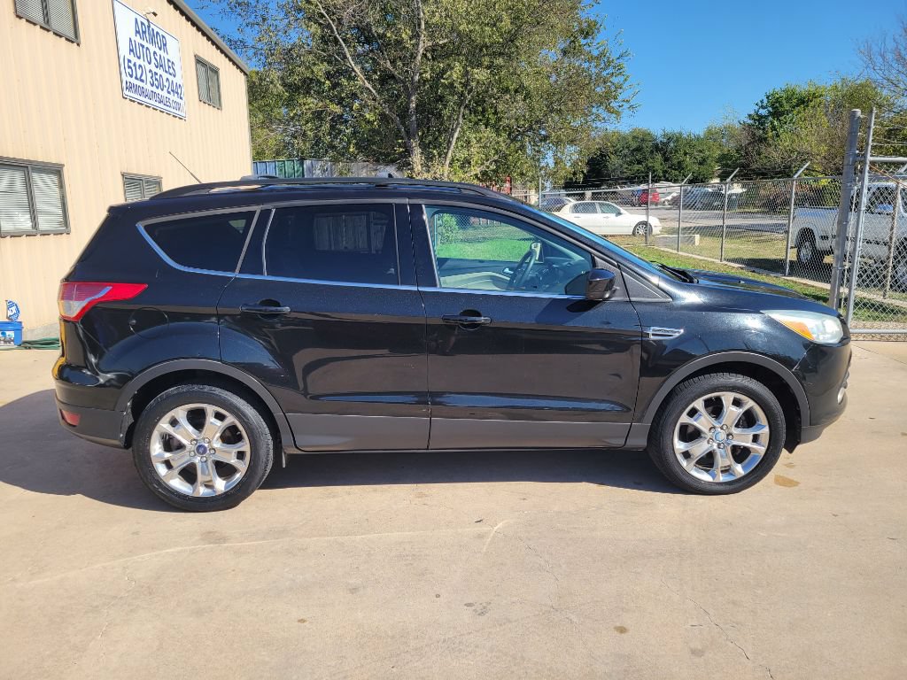 Used 2013 Ford Escape SE FWD image 2