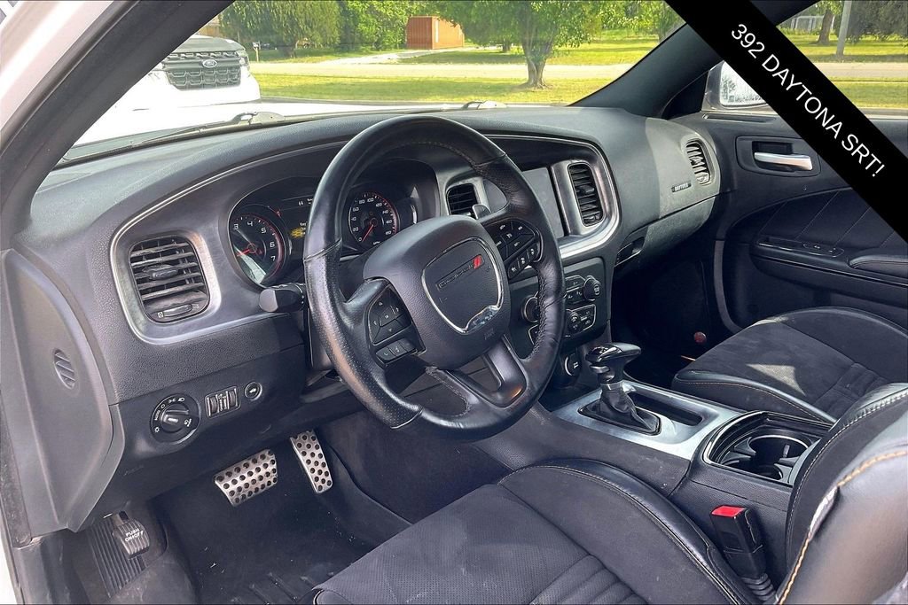 Used 2017 Dodge Charger R/T RWD image 12