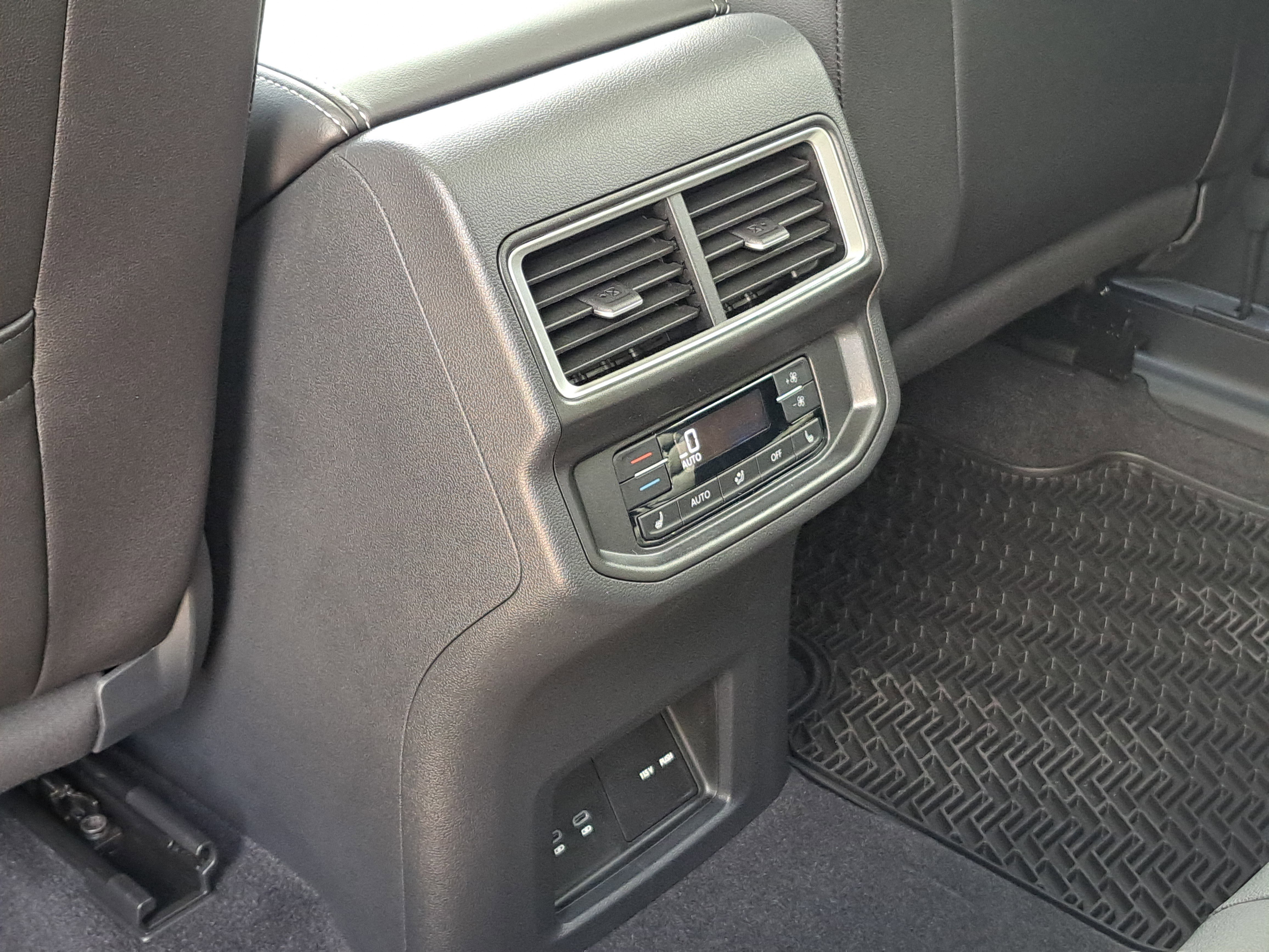 New 2026 Volkswagen Atlas SEL image 16