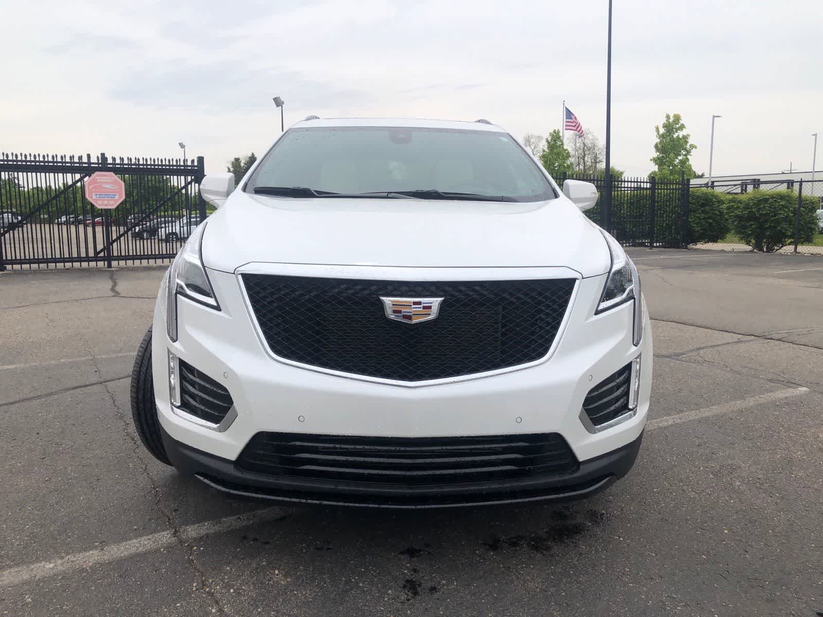 Used 2022 Cadillac XT5 Sportv AWD/4WD image 2