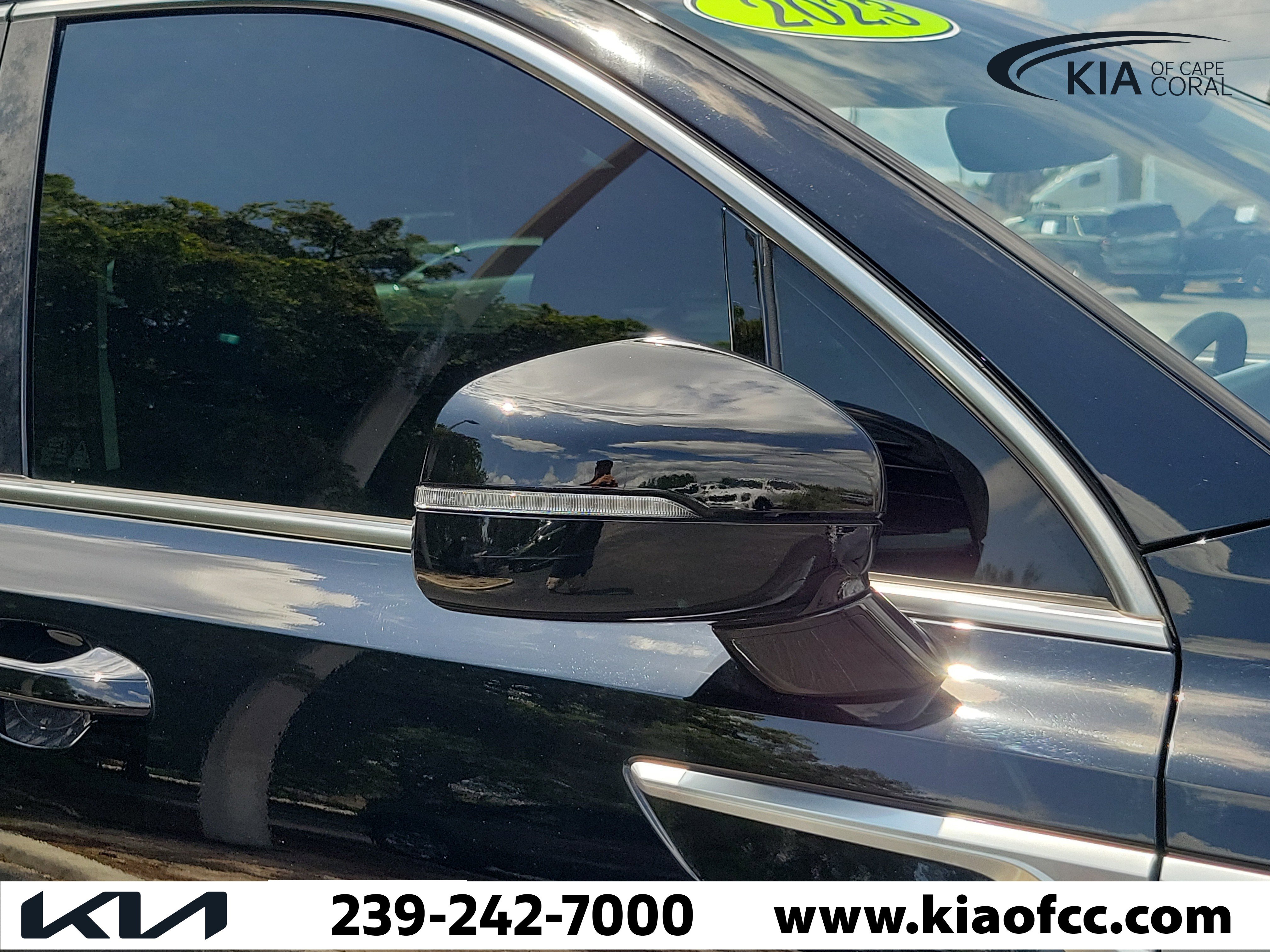 Used 2023 Kia Sorento LX FWD image 8