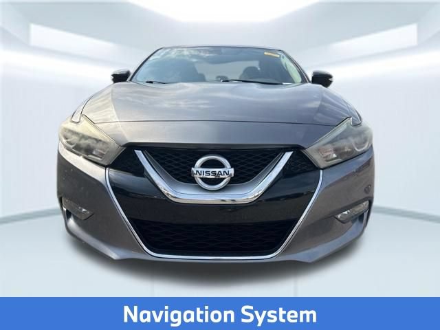 Used 2016 Nissan Maxima Platinum w/ Interior Lighting Package FWD image 2