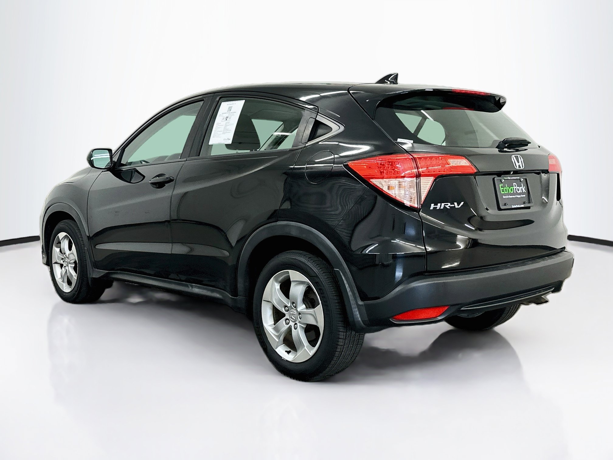 Used 2016 Honda HR-V LX image 5