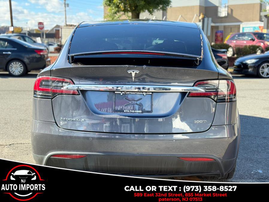 Used 2018 Tesla Model X P100D image 6