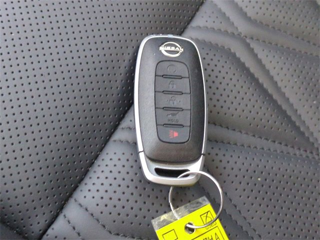 Used 2023 Nissan Rogue Platinum w/ Platinum Premium Package image 30