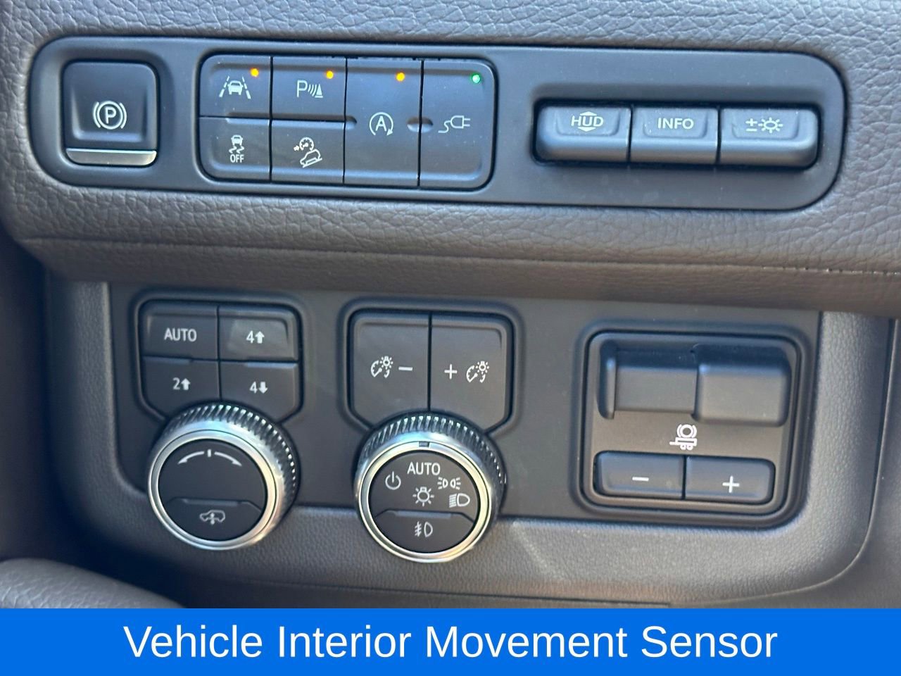 Used 2021 GMC Yukon XL Denali w/ Denali Ultimate Package image 33