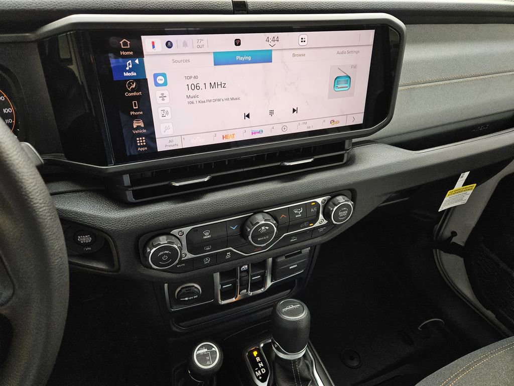 New 2026 Jeep Gladiator Sport AWD/4WD image 16