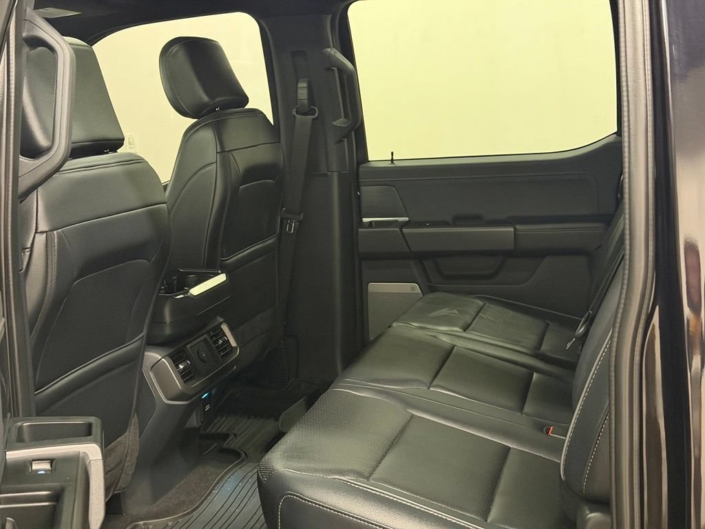 Used 2025 Ford F150 Lariat AWD/4WD image 30