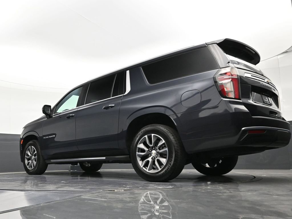 Used 2023 Chevrolet Suburban LS image 22