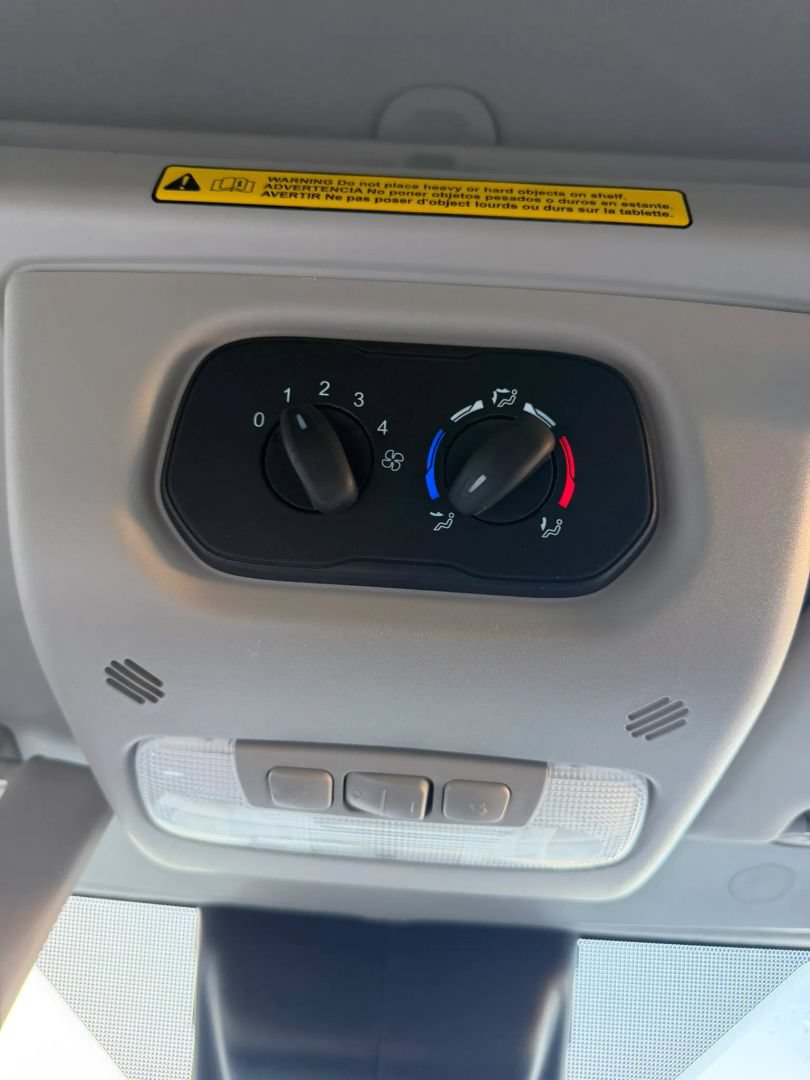 Used 2019 Ford Transit 350 XLT RWD image 24