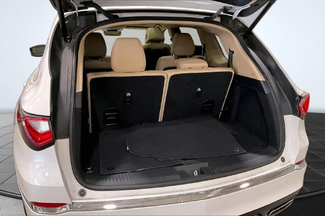 Used 2022 Acura MDX SH-AWD image 5