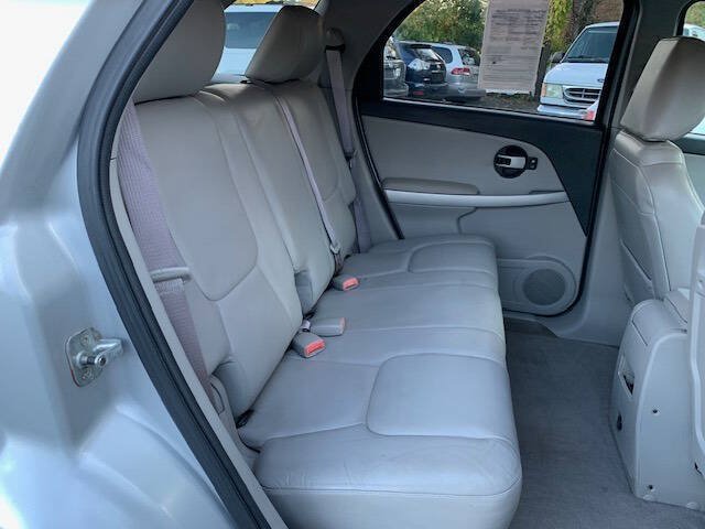 Used 2005 Chevrolet Equinox LT w/ Preferred Equipment Group AWD/4WD image 24