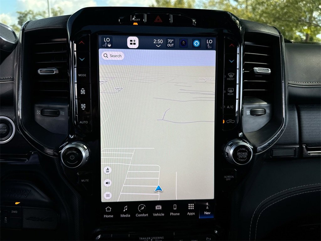 Used 2024 RAM 2500 Limited image 14