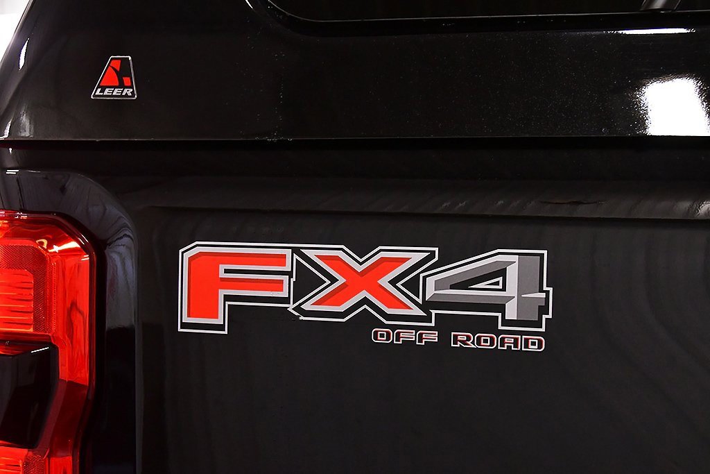 New 2025 Ford F350 Platinum w/ FX4 Off-Road Package image 11
