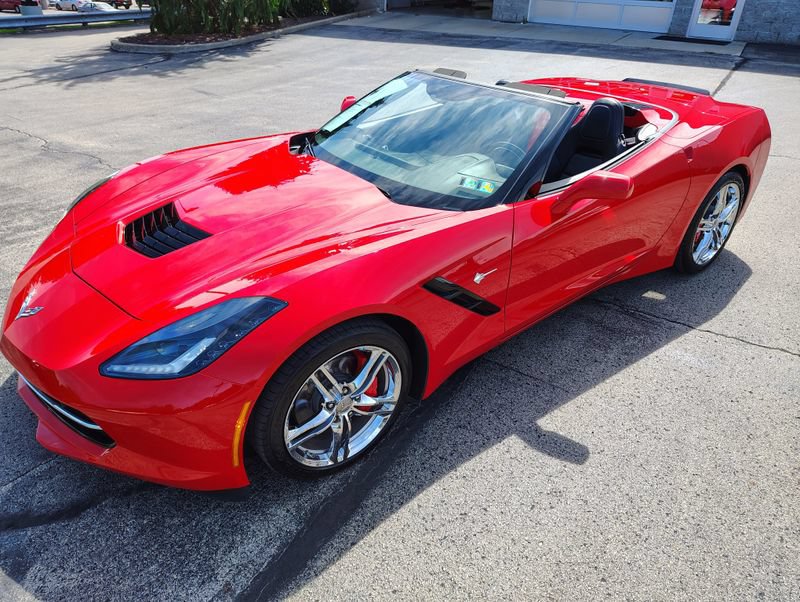 Used 2017 Chevrolet Corvette Stingray Convertible w/ 1LT RWD image 11