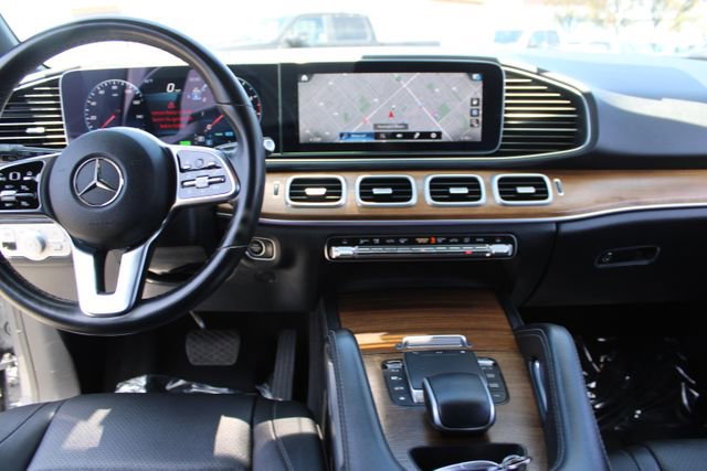 Used 2023 Mercedes-Benz GLE 450 4MATIC w/ AMG Line Exterior image 16